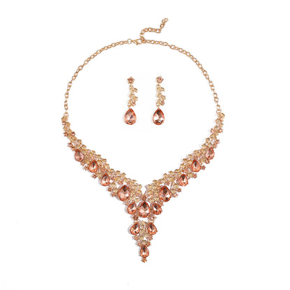 Elegant Floral Necklace and Earring Set in Alloy