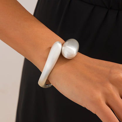 Trendy Ins Style Metal Droplet Cuff Bracelet for Women