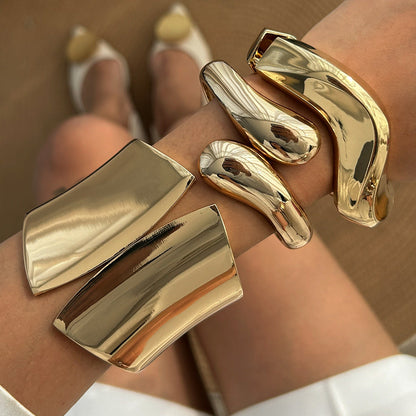 Irregular Metal Wide Bracelets Trendy Punk Spring Bangles For Women