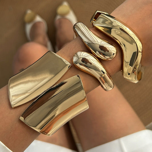 Irregular Metal Wide Bracelets Trendy Punk Spring Bangles For Women