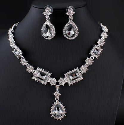 Trendy Fashionable Gemstone Necklace and Earring Set