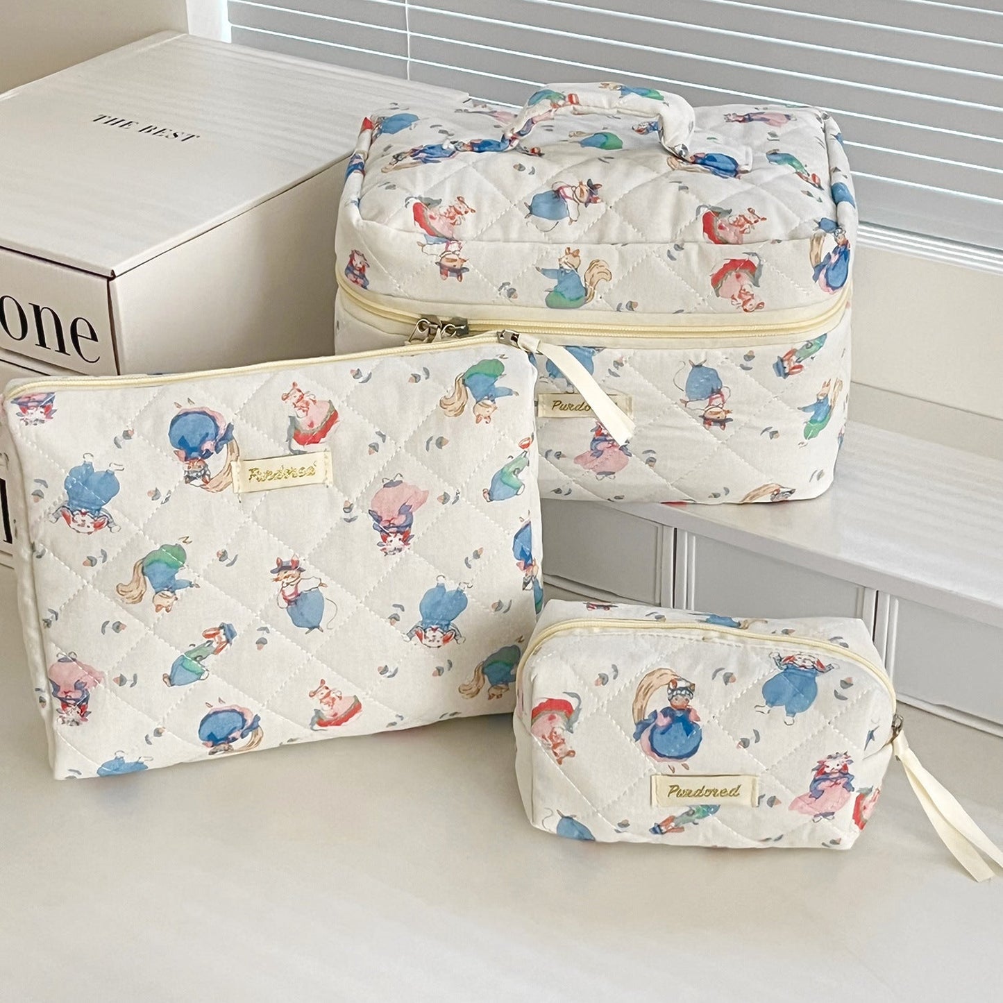 Bow Flower Large Capacity Makeup Bag Vintage Quilted Toiletry Pouch