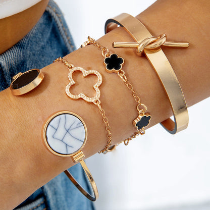 Trendy Alloy Five-Leaf Clover Bracelet Jewelry Set