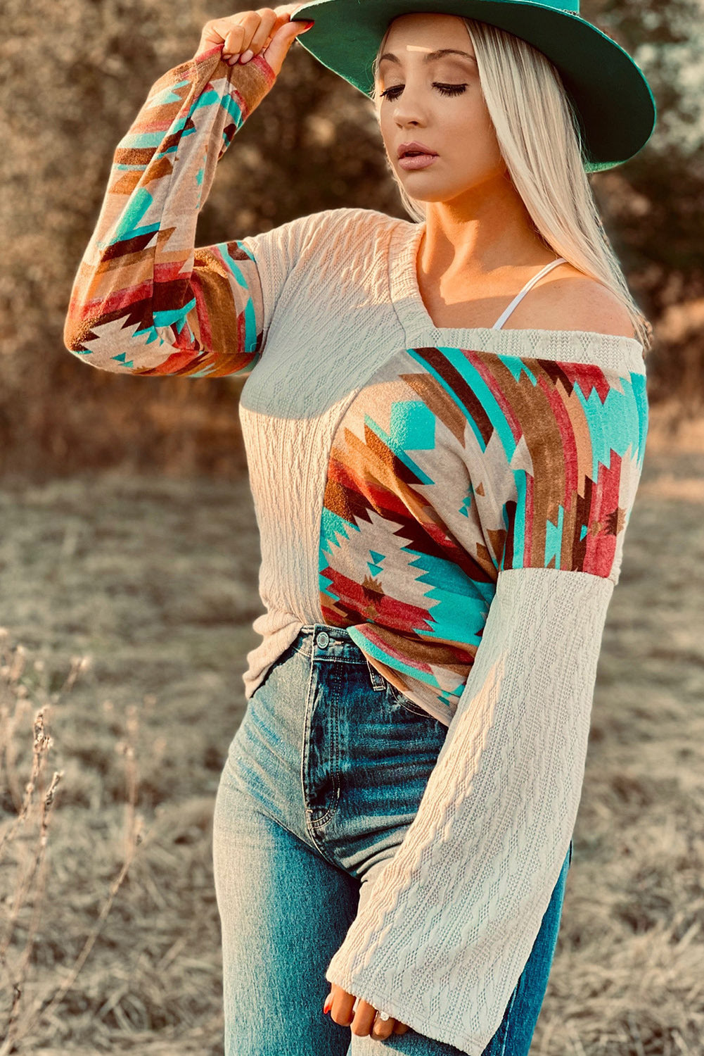 New Knitted T-Shirts For Women Splicing Sweaters And Printing Short-Sleeved Women.