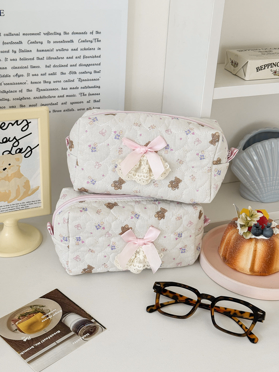 Cute Bear Heart Storage Bag Quilted Design Lightweight Pencil Case