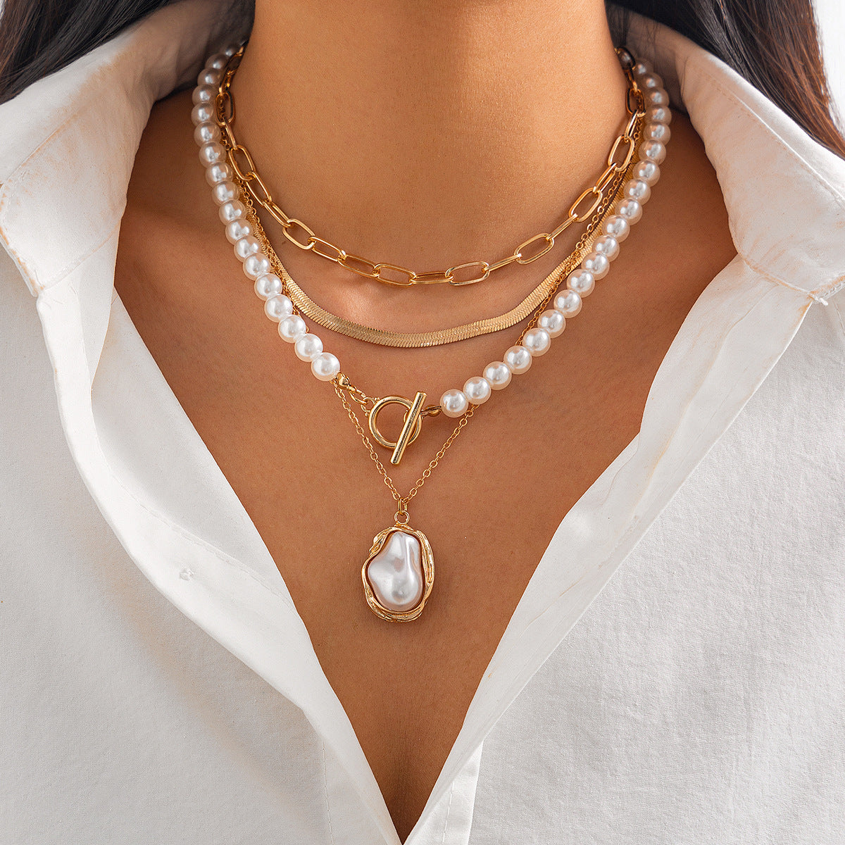 Baroque Style Irregular Pearl Necklace Creative Geometric Chain