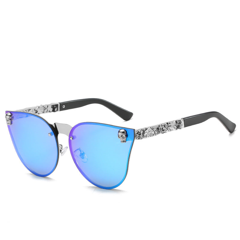Gothic Stylish Sunglasses With Skull Design