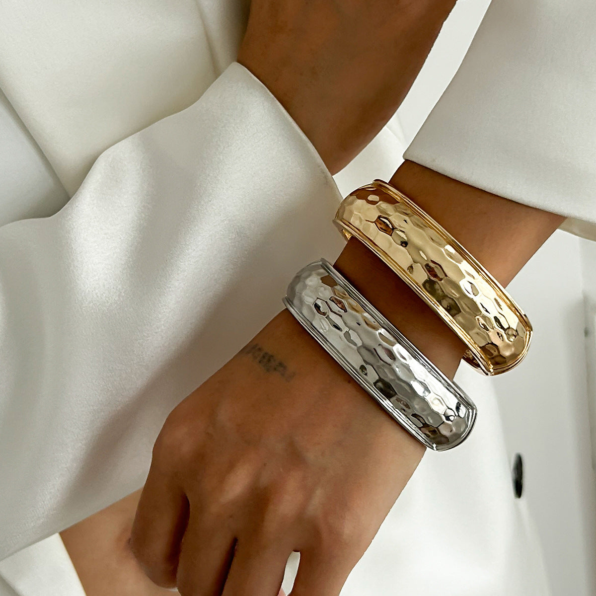 Geometric Minimalist Hammered Alloy Bracelets Set