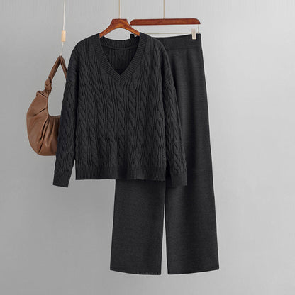 2+ Loose Twist V-Neck Knit Sets