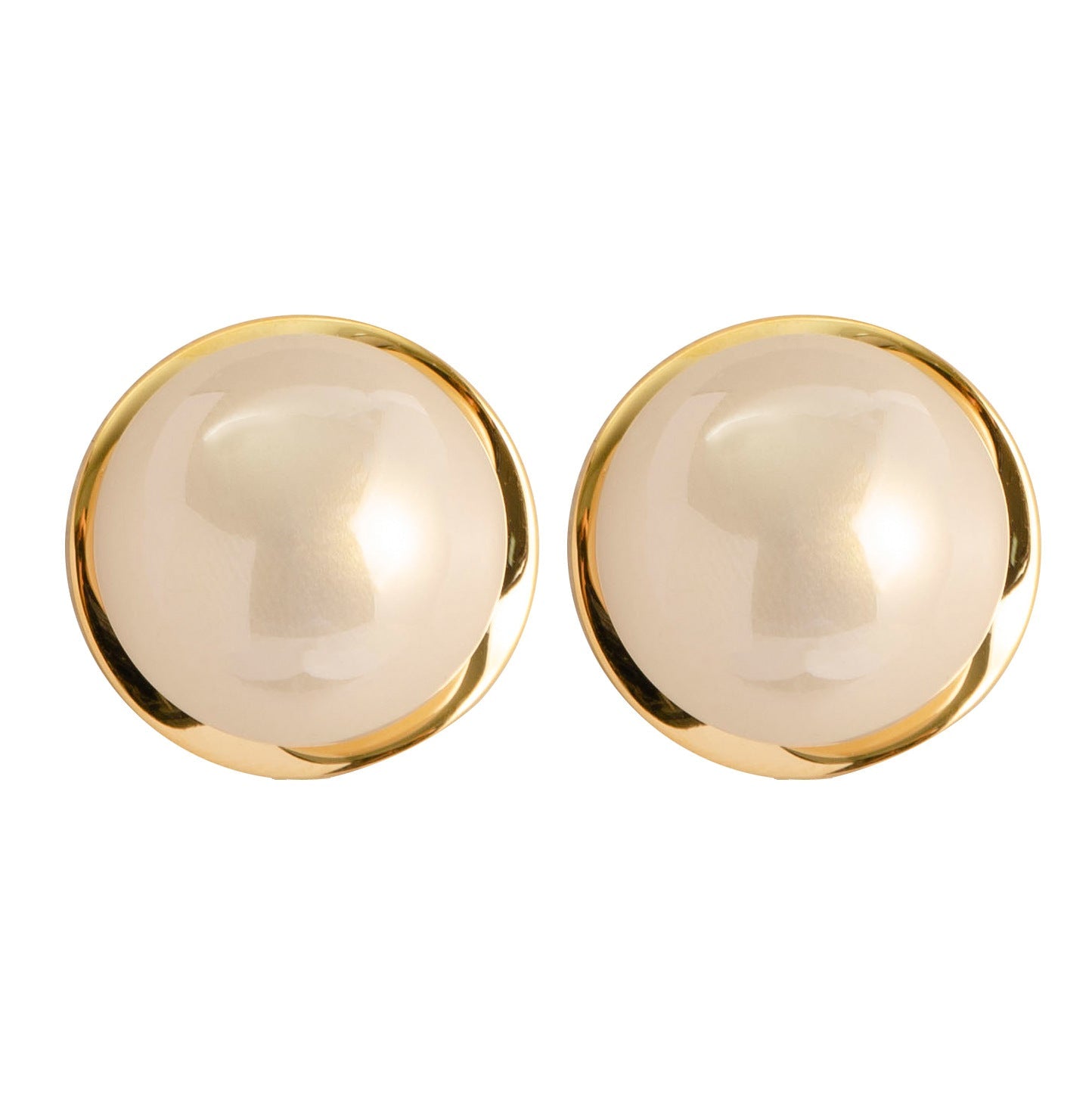 Elegant S925 Silver Stud Earrings With Half-Circle Pearl Design