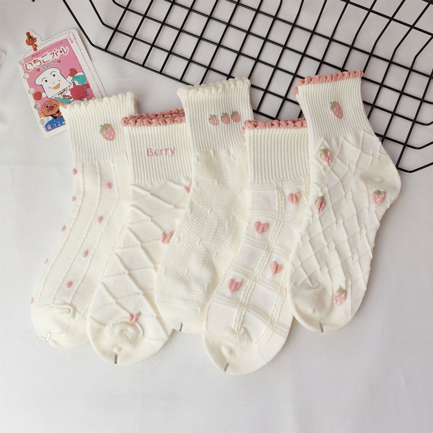 Rufia - Strawberry &amp; Heart Pattern Crew Socks