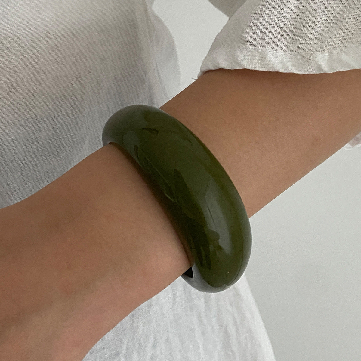 Vintage Arc-Shaped Resin Bangles with Tortoiseshell Pattern