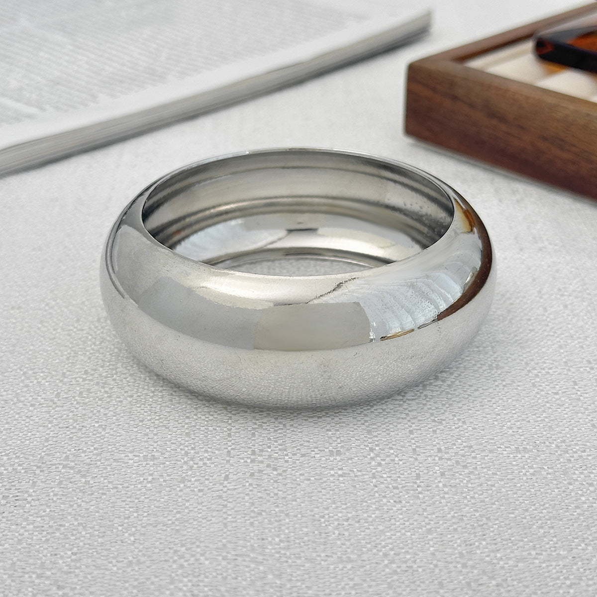 Bold Geometric Metal Cuff Bracelet Stylish Accessory