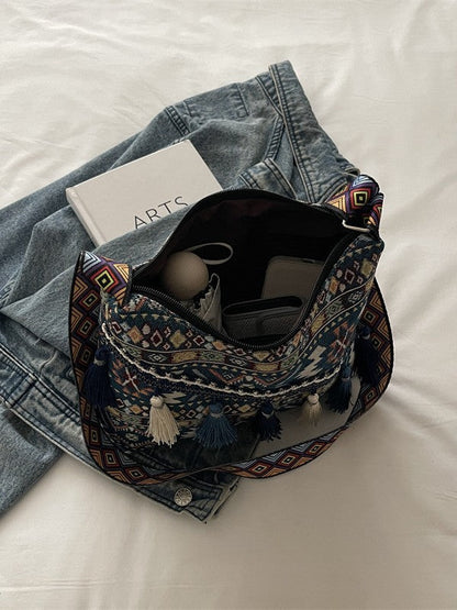 Minimalist Bohemian Fringe Shoulder Bag