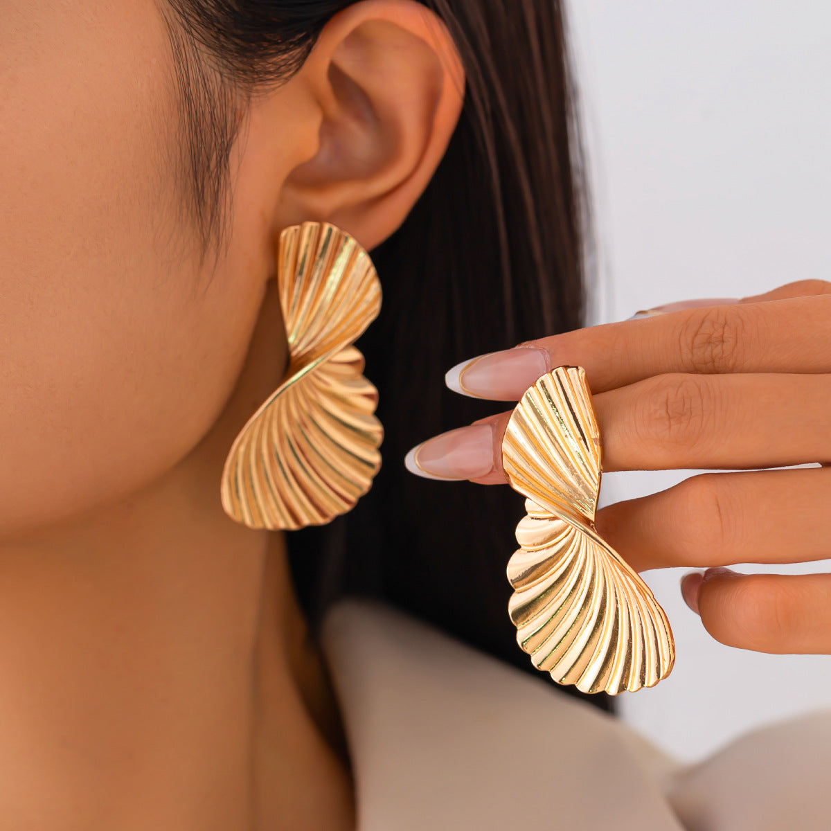Irregular Liquid Metal Wrinkle Earrings Trendy Minimalist Heart Design