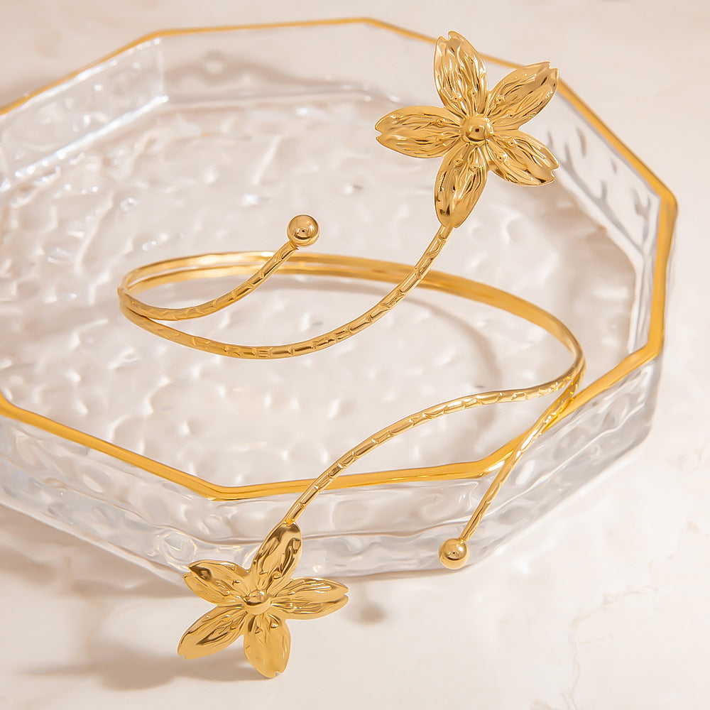Trendy Stainless Steel Floral Bangle Bracelet - 18K Gold Plated
