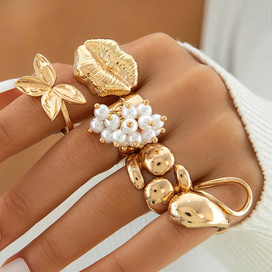 Geometric Statement Lip Alloy Pearl Ring Set