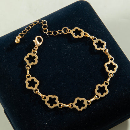 Trendy Alloy Five-Leaf Clover Bracelet Jewelry Set