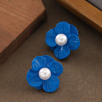 Chic Klein Blue Floral Pearl Earrings With Silver Pins