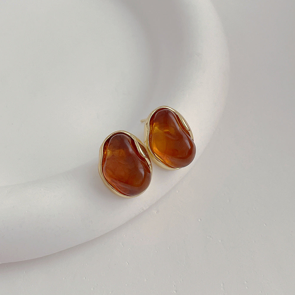 Simple Metal Encapsulation Pearl Stud Earrings