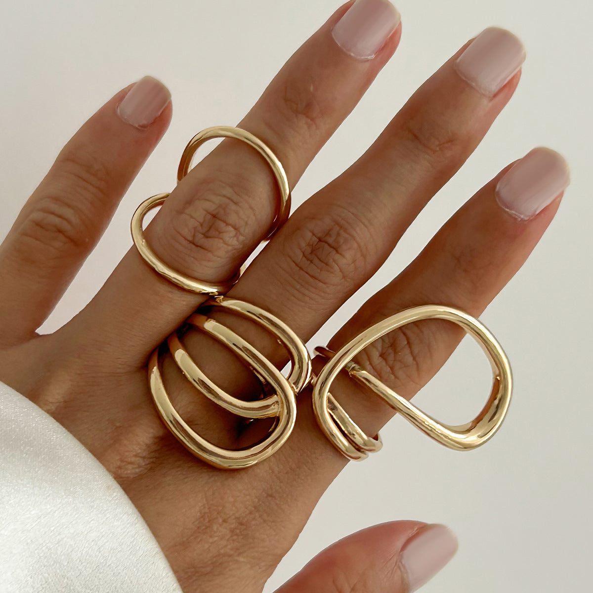Exaggerated Wide Hammered Finish Bangle Bracelet Set