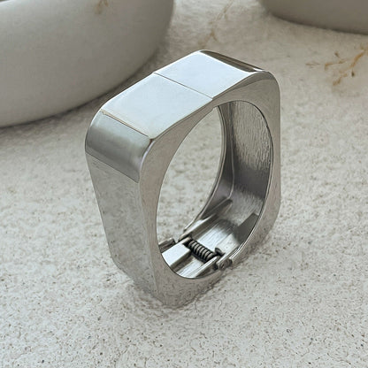 Metallic Spring Bangle Bracelet Stylish Geometric Design For Women