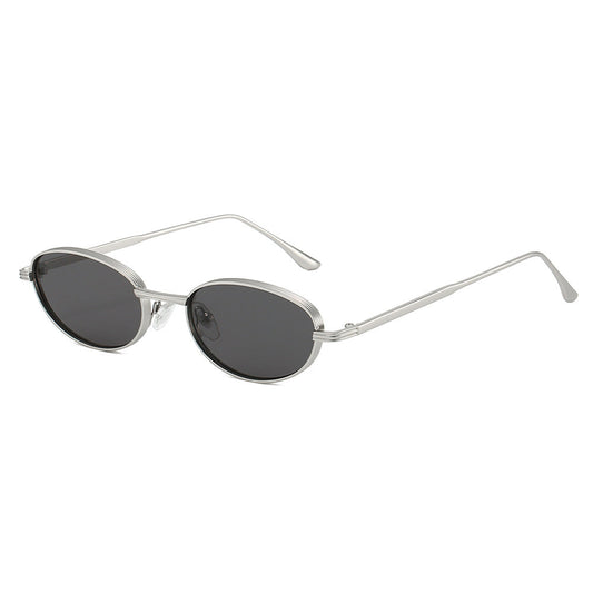 Oval Fashion Sunglasses with Metal Frame for Stylish Outfits