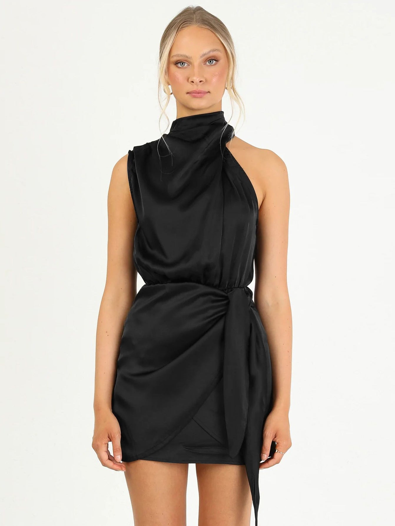 Elegant Satin Halter Neck Dress for Special Occasions
