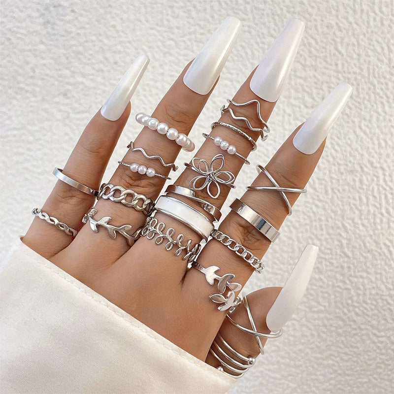 Trendy Leaf Heart Rings Geometric Pearl Joint Stacking Ring Set