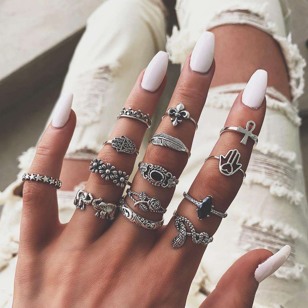 Vintage Geometric Ring Set With Black Stone