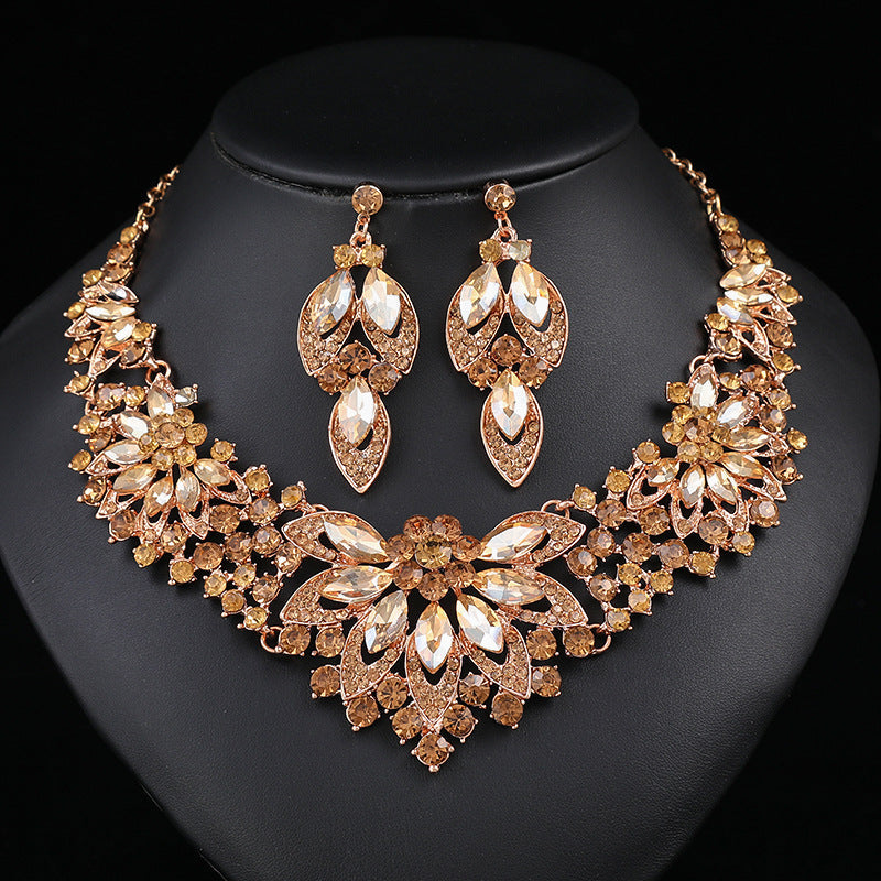 Vintage Floral Leaf Necklace Set for Women - Luxurious Jewelry