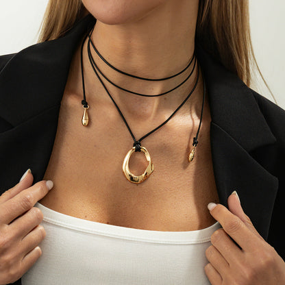 Minimalist Geometric Pendant Long Necklace In Gold