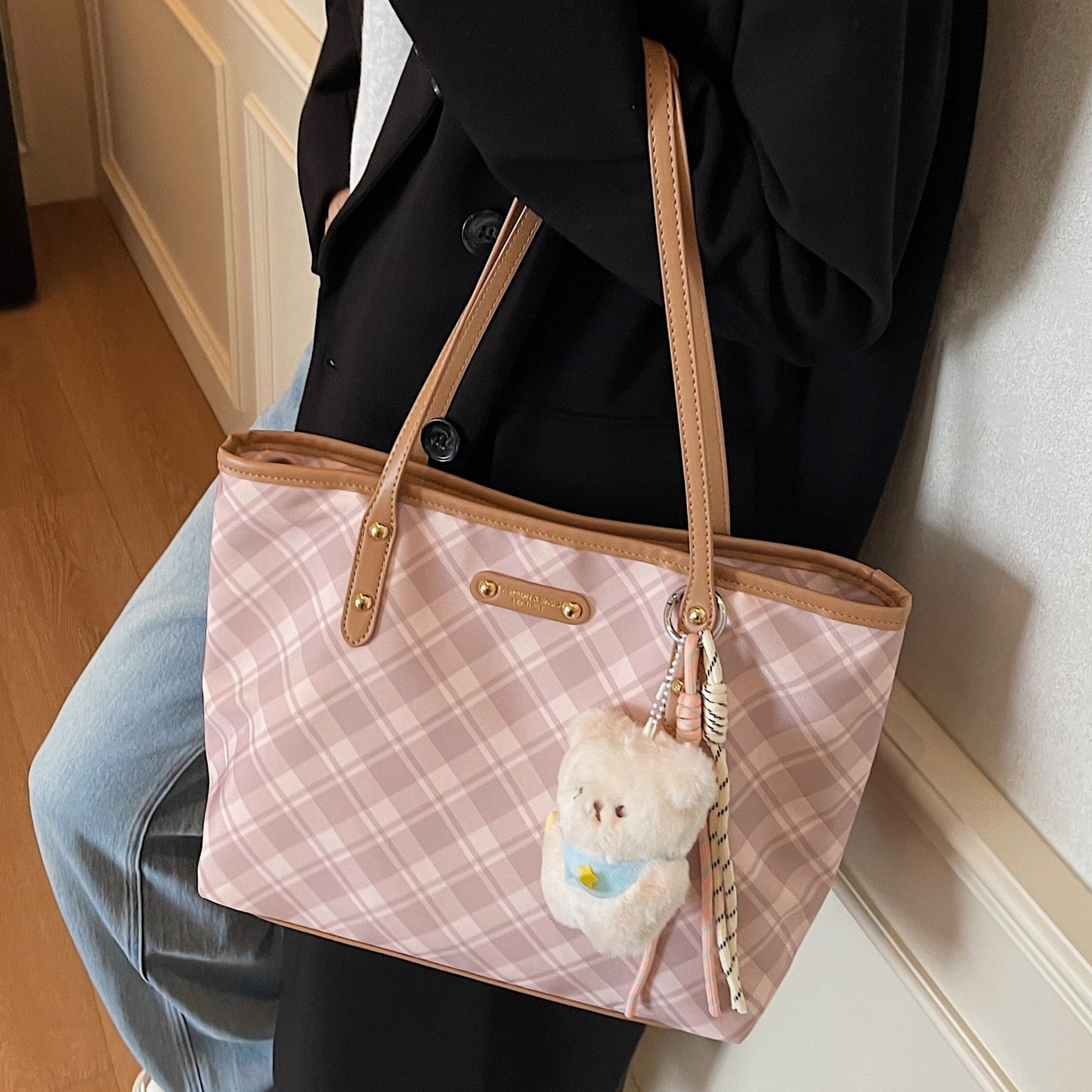 Retro Stylish Tote Bag for Women Large Capacity