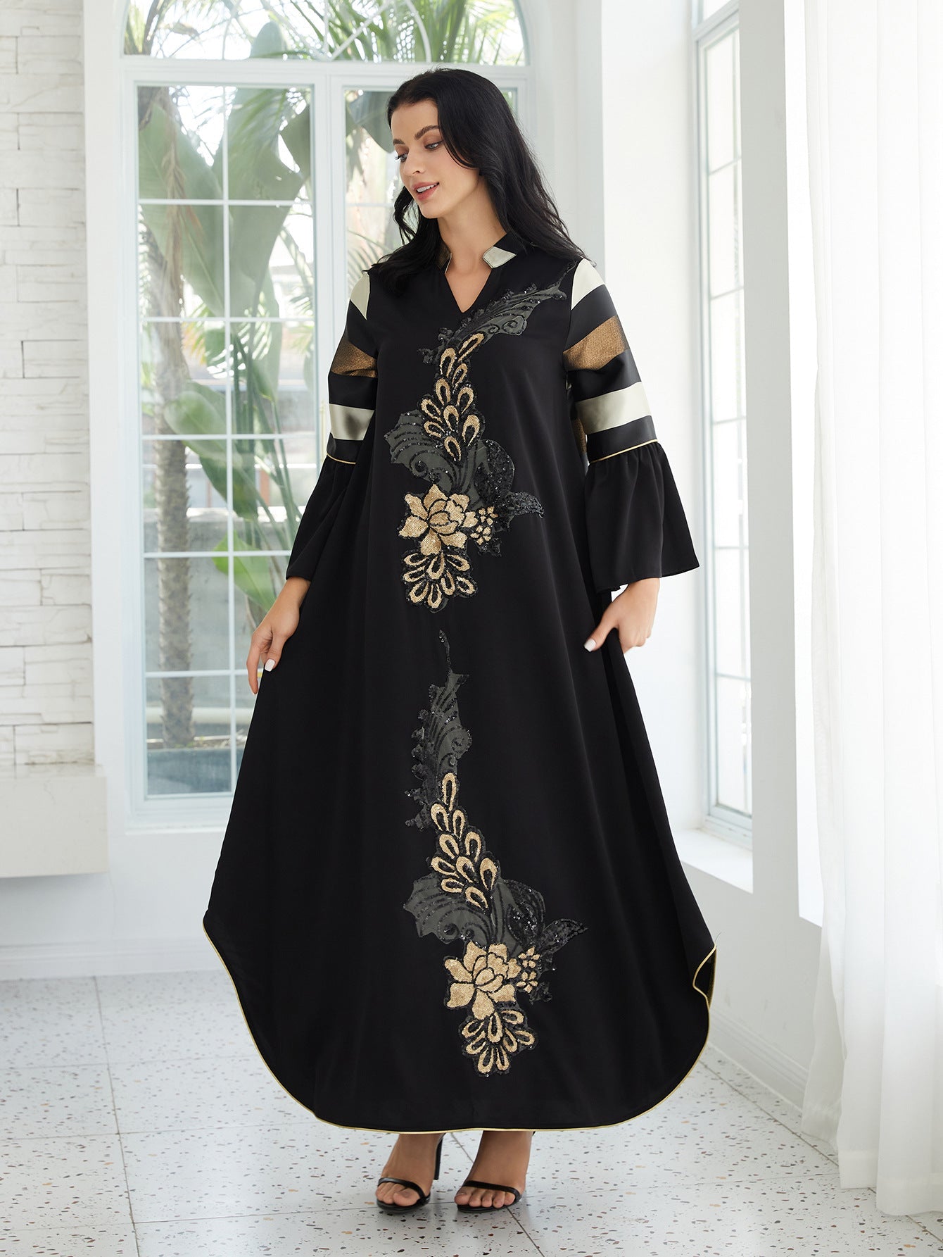 Elegant Black Muslim Abaya Maxi Dress with Ruffled Sleeves