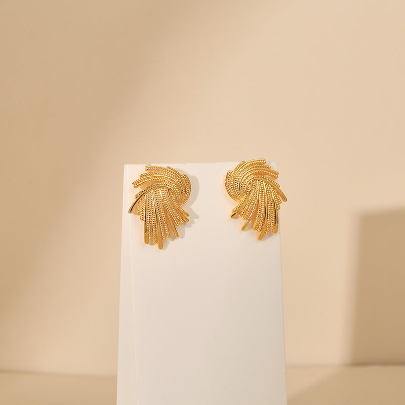 Vintage Geometric Irregular Swirl Stud Earrings