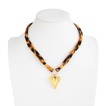 Retro Leopard Print Silk Scarf Necklace With Heart Pendant