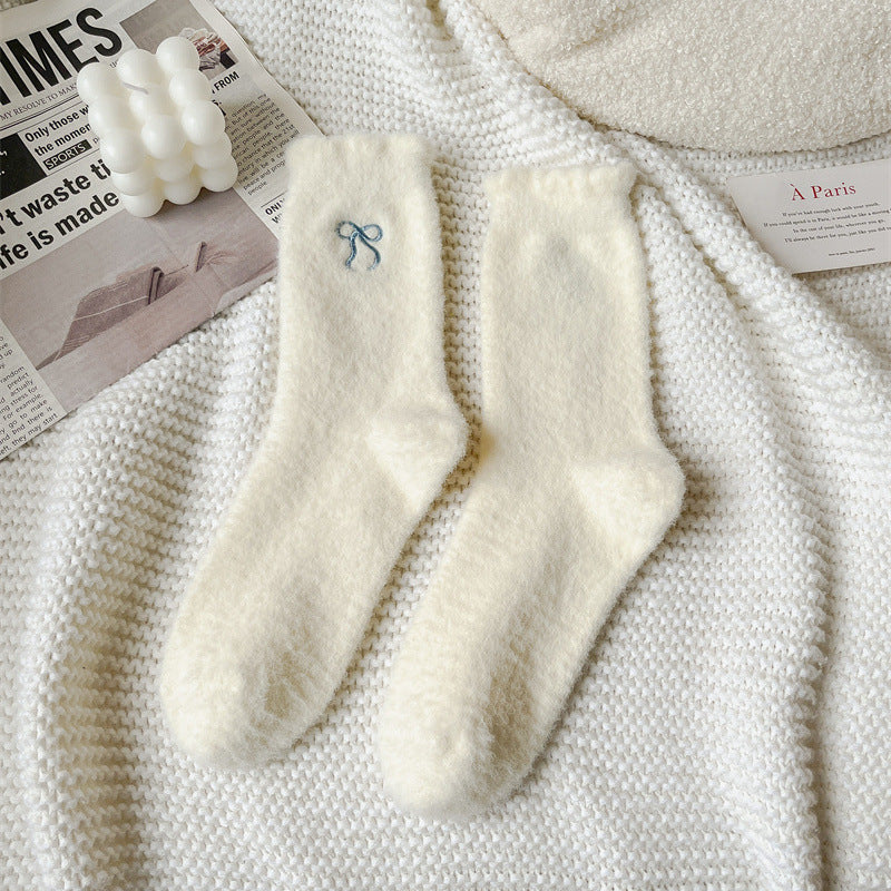 Winter Plush Solid Color Bow Embroidery Crew Socks