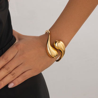 Trendy Ins Style Metal Droplet Cuff Bracelet for Women