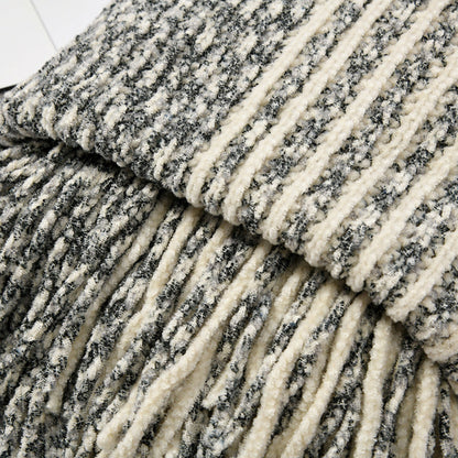 Scarvii - Elegant Shawl for Winter