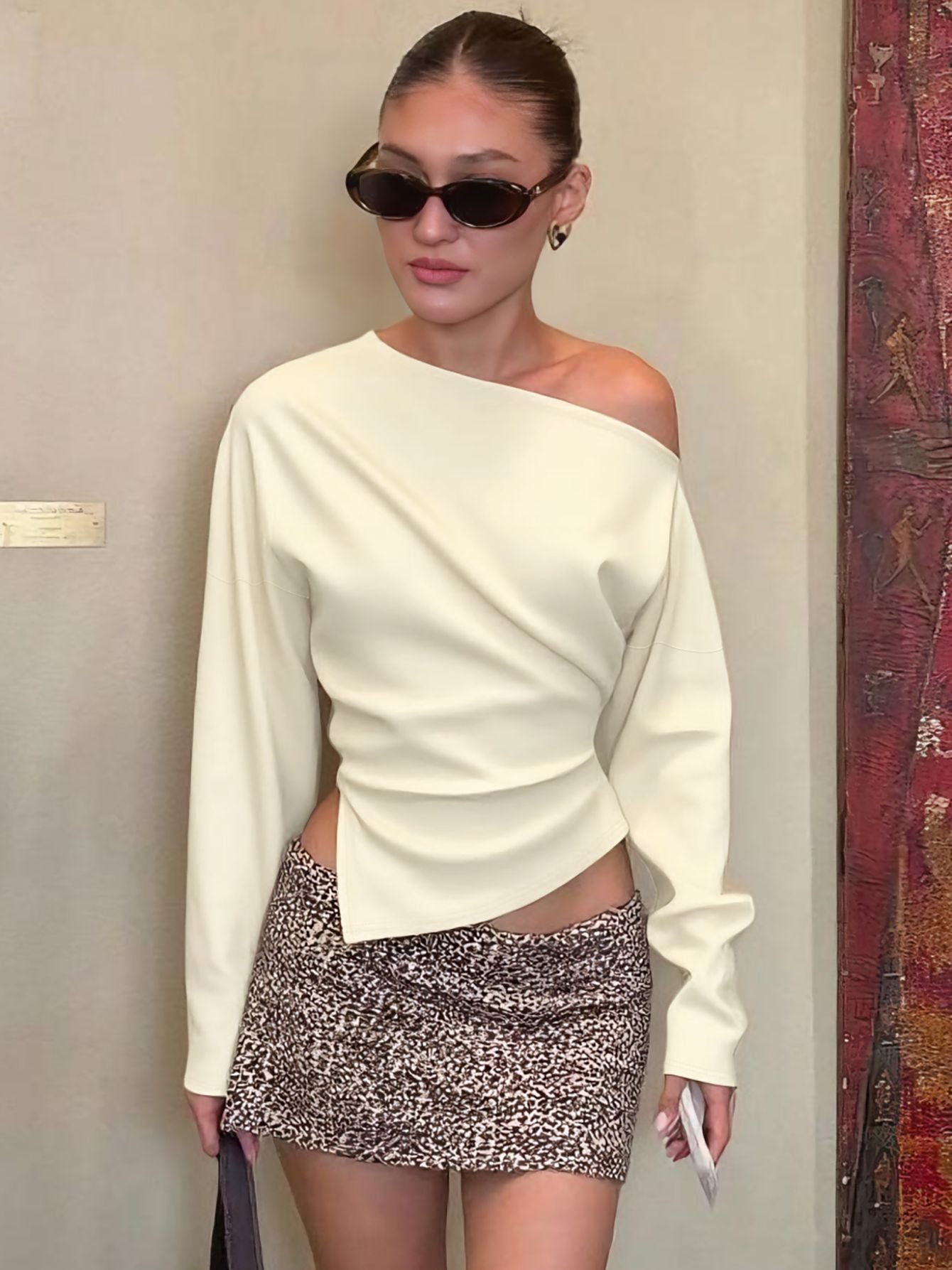 Chic Asymmetrical Long Sleeve T-Shirt with Split Hem