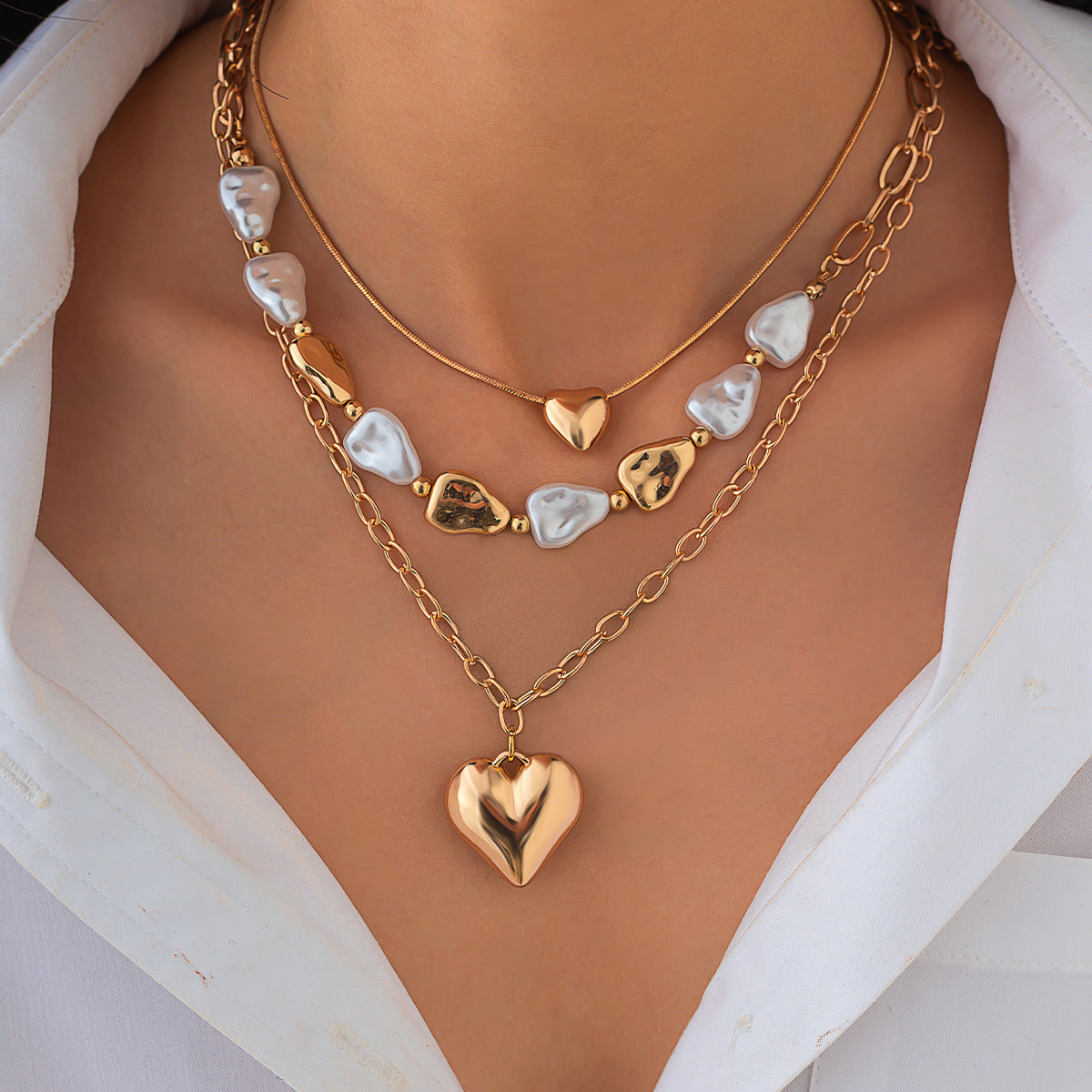 Trendy Heart Pendant Layered Necklace With Metal And Pearl Design