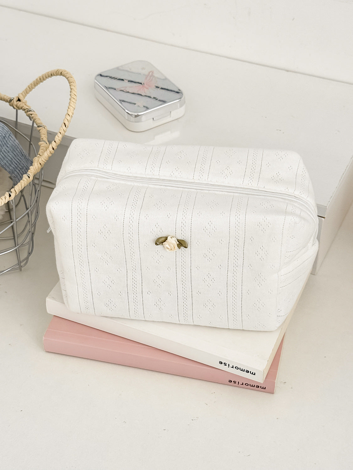 Large Capacity Knitted Cotton Octagonal Makeup Bag for Daily Use
