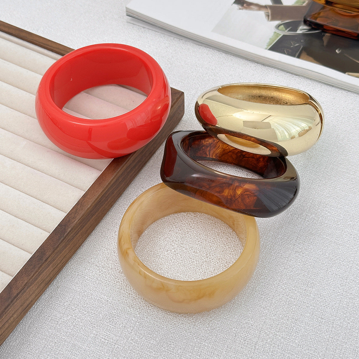 Fashionable Gradient Acrylic Wide Bracelet Geometric Resin Jewelry