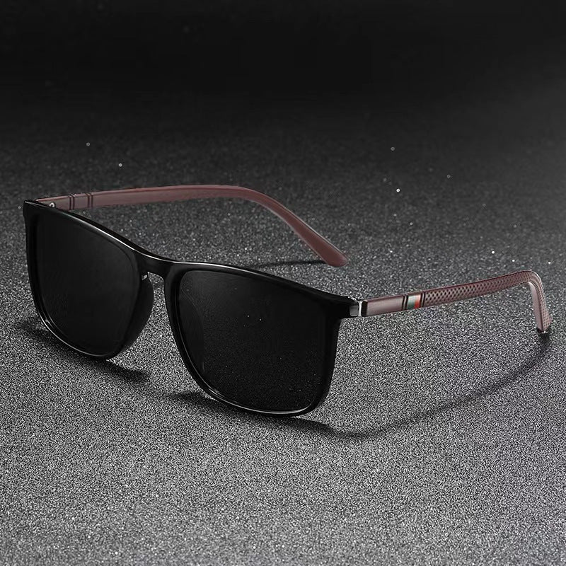 Men's and Women's Retro Classic Polarized Sunglasses Stylish Driving Glasses