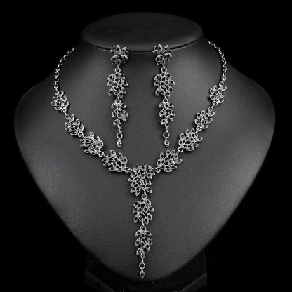 Elegant Bridal Necklace Set with High-Quality Crystal and Diamonds