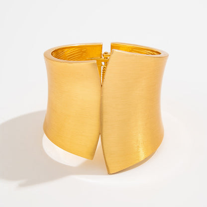 Trendy Punk Style Matte Finish Wide Spring Clip Bracelet