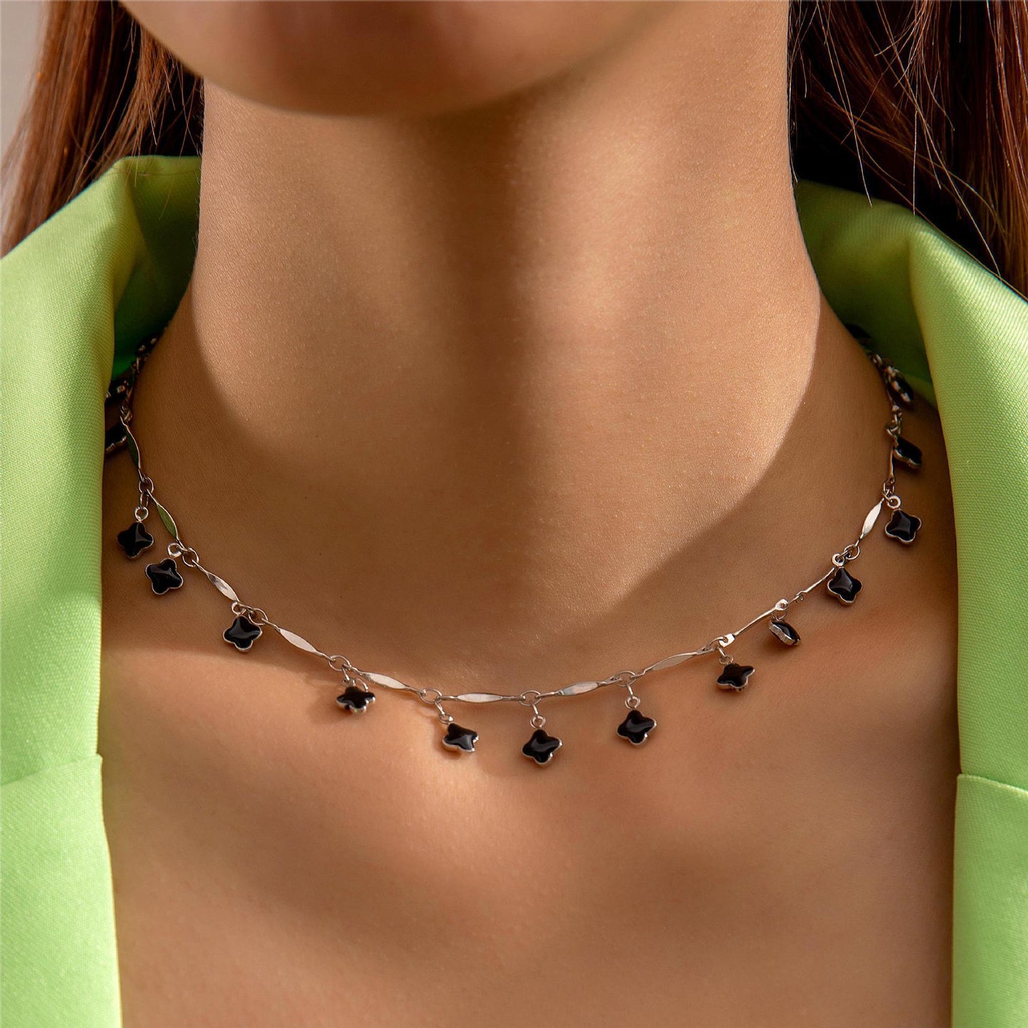 Trendy Minimalist Beaded Necklace With Resin Pendant