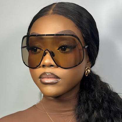Chic Oval Frame Sunglasses UV400 Protection