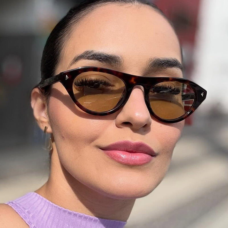 Fashion Oval Frame Sunglasses for Outdoor Activities
