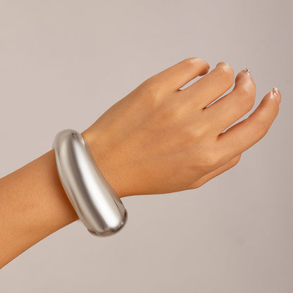 Trendy Geometric Metal Water Drop Bracelet